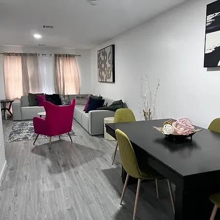Elegant 3 Kings Bedroom Near Downtown Newark Ewr Nyc Airport